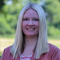 Outdoor headshot of NJM employee, Liz.