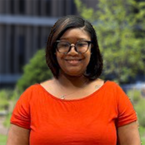 Headshot of NJM employee, Gwen.